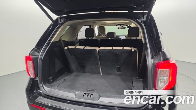 Ford Explorer (VI) 2.3 LimIted 4WD 2021 — фото 20