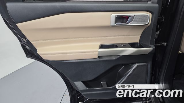 Ford Explorer (VI) 2.3 LimIted 4WD 2021 — фото 25