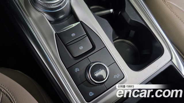 Ford Explorer (VI) 2.3 LimIted 4WD 2021 — фото 27
