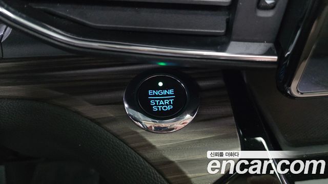 Ford Explorer (VI) 2.3 LimIted 4WD 2021 — фото 30