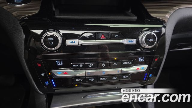 Ford Explorer (VI) 2.3 LimIted 4WD 2021 — фото 32