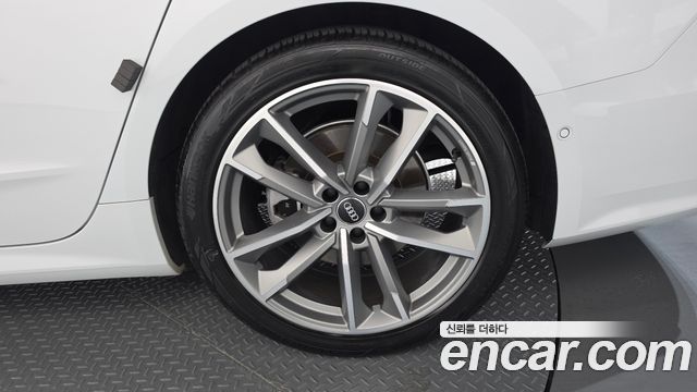 Audi A7 (4K) 55 TFSI Quattro Premium 2020 — фото 21