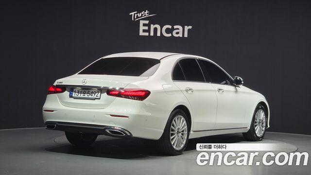 Mercedes-Benz E-Class (W213) E250 Exclusive 2021 — фото 2