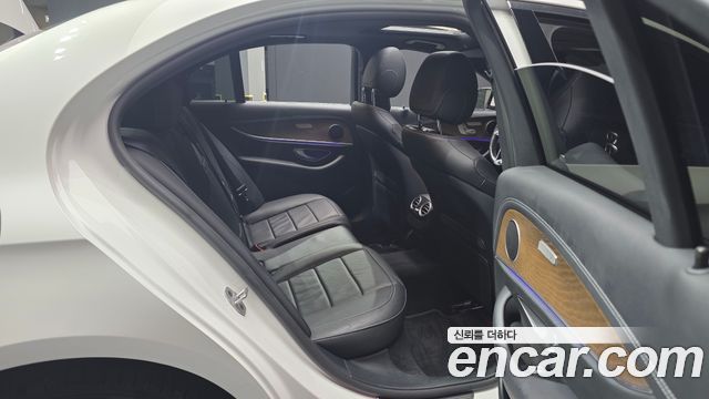 Mercedes-Benz E-Class (W213) E250 Exclusive 2021 — фото 12