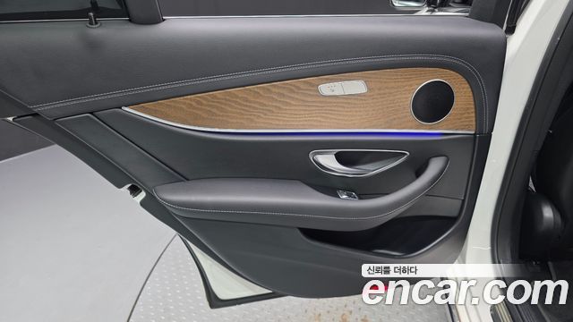 Mercedes-Benz E-Class (W213) E250 Exclusive 2021 — фото 25