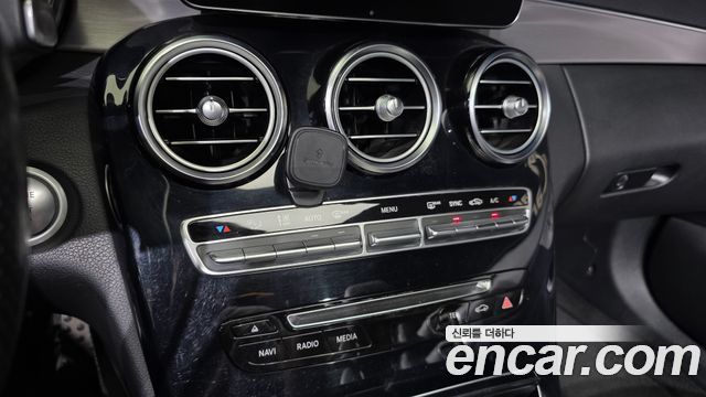 Mercedes-Benz C-Class (W205) C200 Cabriolet 2018 — фото 27