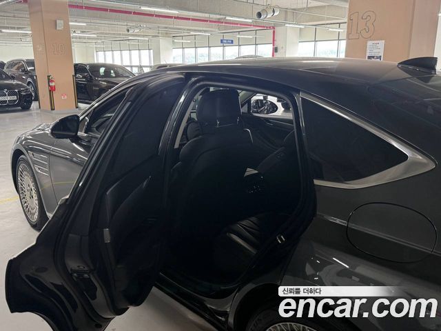 Genesis G80 (RG3) Gasoline 2.5 Turbo AWD 2021 — фото 8
