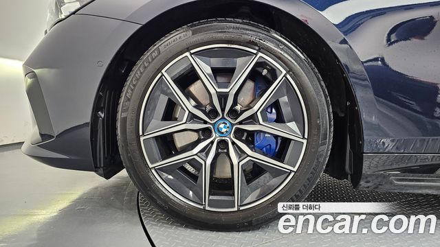 BMW i5 (G60) eDrive 40 M Sport 2024 — фото 5