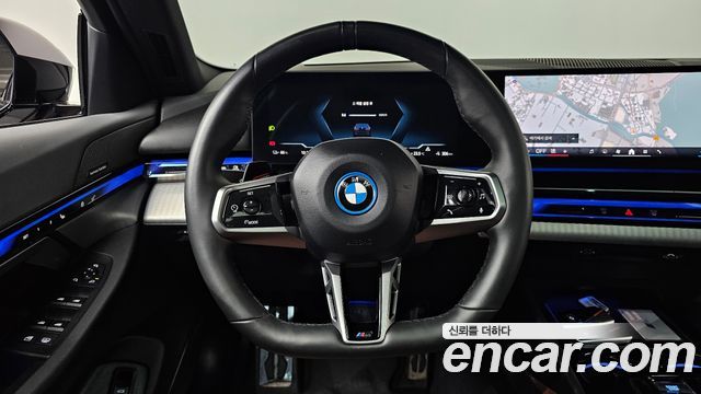 BMW i5 (G60) eDrive 40 M Sport 2024 — фото 16