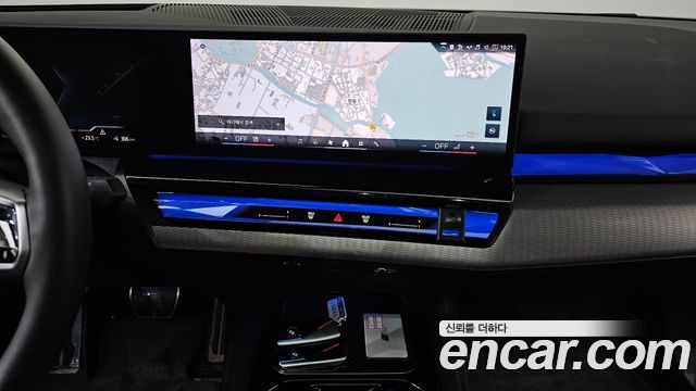 BMW i5 (G60) eDrive 40 M Sport 2024 — фото 17