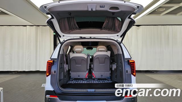 Kia Carnival (IV) HEV 7-Seater Hi Limousine Signature 2025 — фото 20