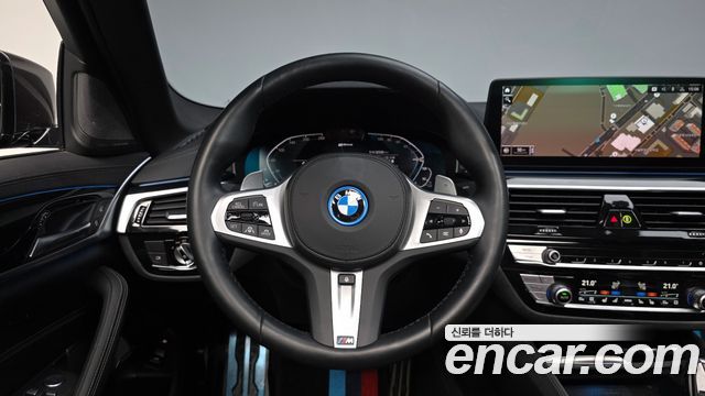 BMW 5 Series (G30) 530e M Sport 2022 — фото 13