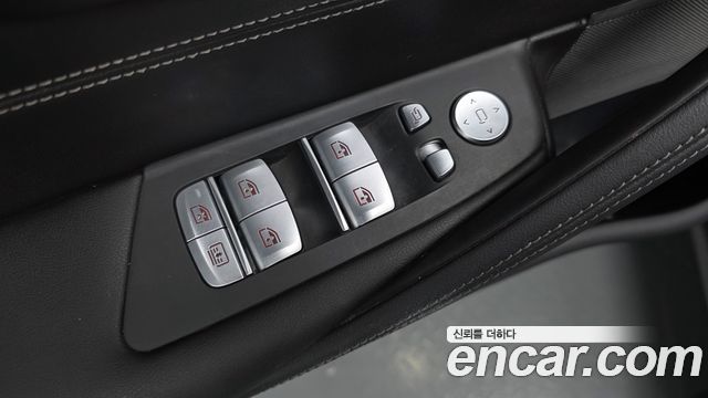 BMW 5 Series (G30) 530e M Sport 2022 — фото 35