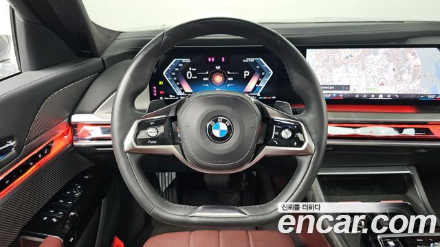 BMW 7 Series (G70) 740i sDrive Design Pure Excellence 2023 — фото 13