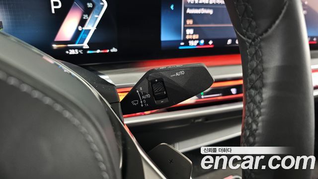 BMW 7 Series (G70) 740i sDrive Design Pure Excellence 2023 — фото 16