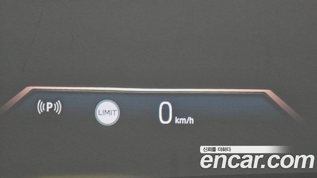 BMW 7 Series (G70) 740i sDrive Design Pure Excellence 2023 — фото 17