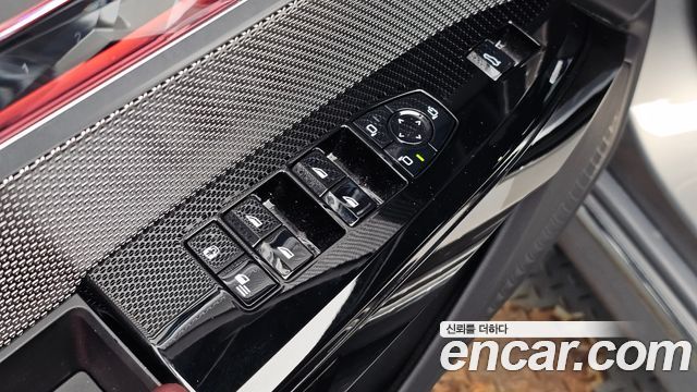 BMW 7 Series (G70) 740i sDrive Design Pure Excellence 2023 — фото 31