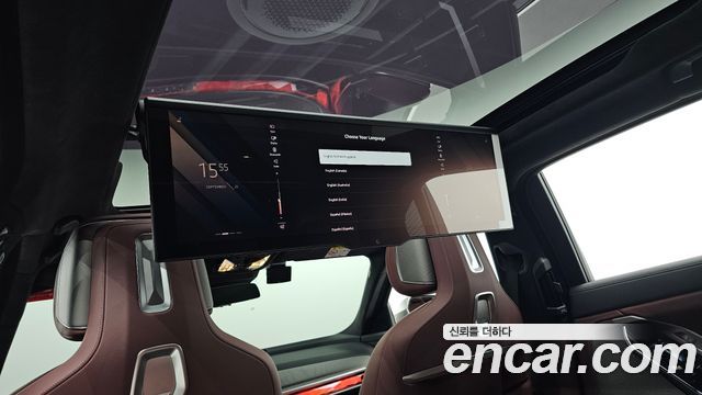 BMW 7 Series (G70) 740i sDrive Design Pure Excellence 2023 — фото 38
