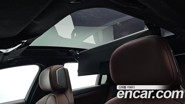BMW 7 Series (G70) 740i sDrive Design Pure Excellence 2023 — фото 39
