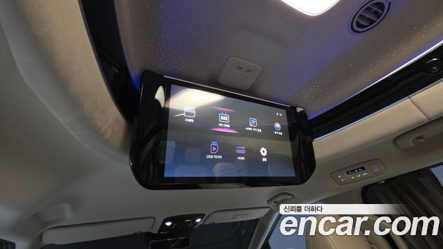Kia Carnival (IV) HEV 9-Seater Hi-Limousine Signature 2025 — фото 18