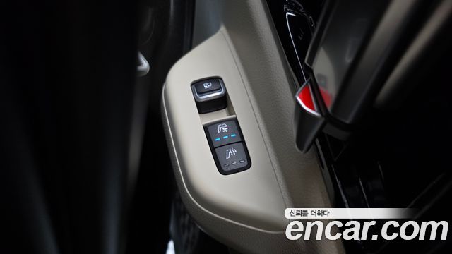Kia Carnival (IV) HEV 9-Seater Hi-Limousine Signature 2025 — фото 19