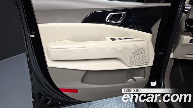 Kia Carnival (IV) HEV 9-Seater Hi-Limousine Signature 2025 — фото 24