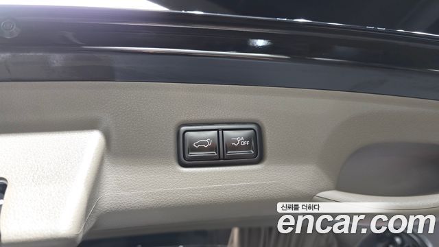 Kia Carnival (IV) HEV 9-Seater Hi-Limousine Signature 2025 — фото 36