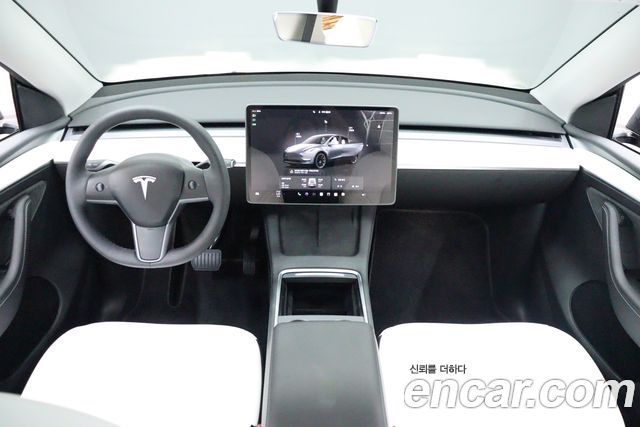 Tesla Model Y RWD 2024 — фото 7