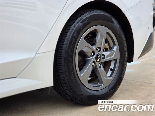 Kia K5 (III) 2.0 LPI(Renter car) Strandard 2020 — фото 6