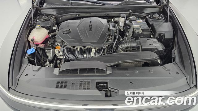 Hyundai Grandeur (GN7) 2,5 Gasoline 2WD Exclusive 2023 — фото 6