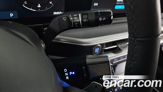 Hyundai Grandeur (GN7) 2,5 Gasoline 2WD Exclusive 2023 — фото 9