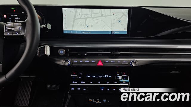 Hyundai Grandeur (GN7) 2,5 Gasoline 2WD Exclusive 2023 — фото 12