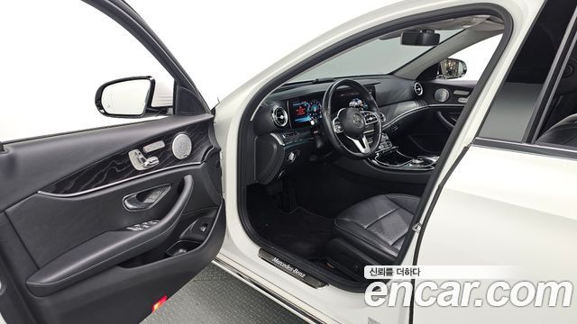 Mercedes-Benz E-Class (W213) E300 4MATIC Avnatgarde 2019 — фото 10