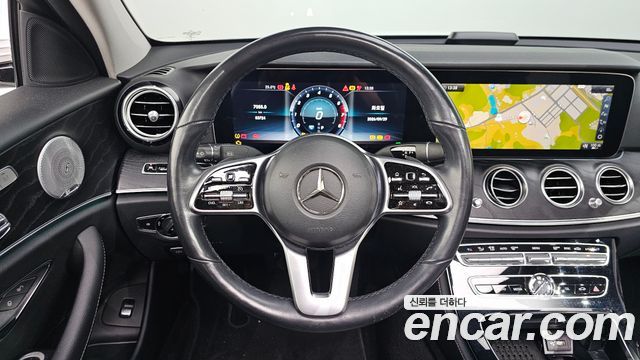 Mercedes-Benz E-Class (W213) E300 4MATIC Avnatgarde 2019 — фото 13