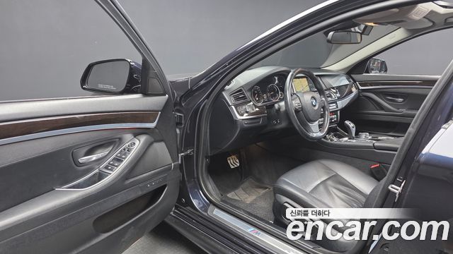 BMW 5 Series (F10) 528i M Aero Dynamic 2016 — фото 10