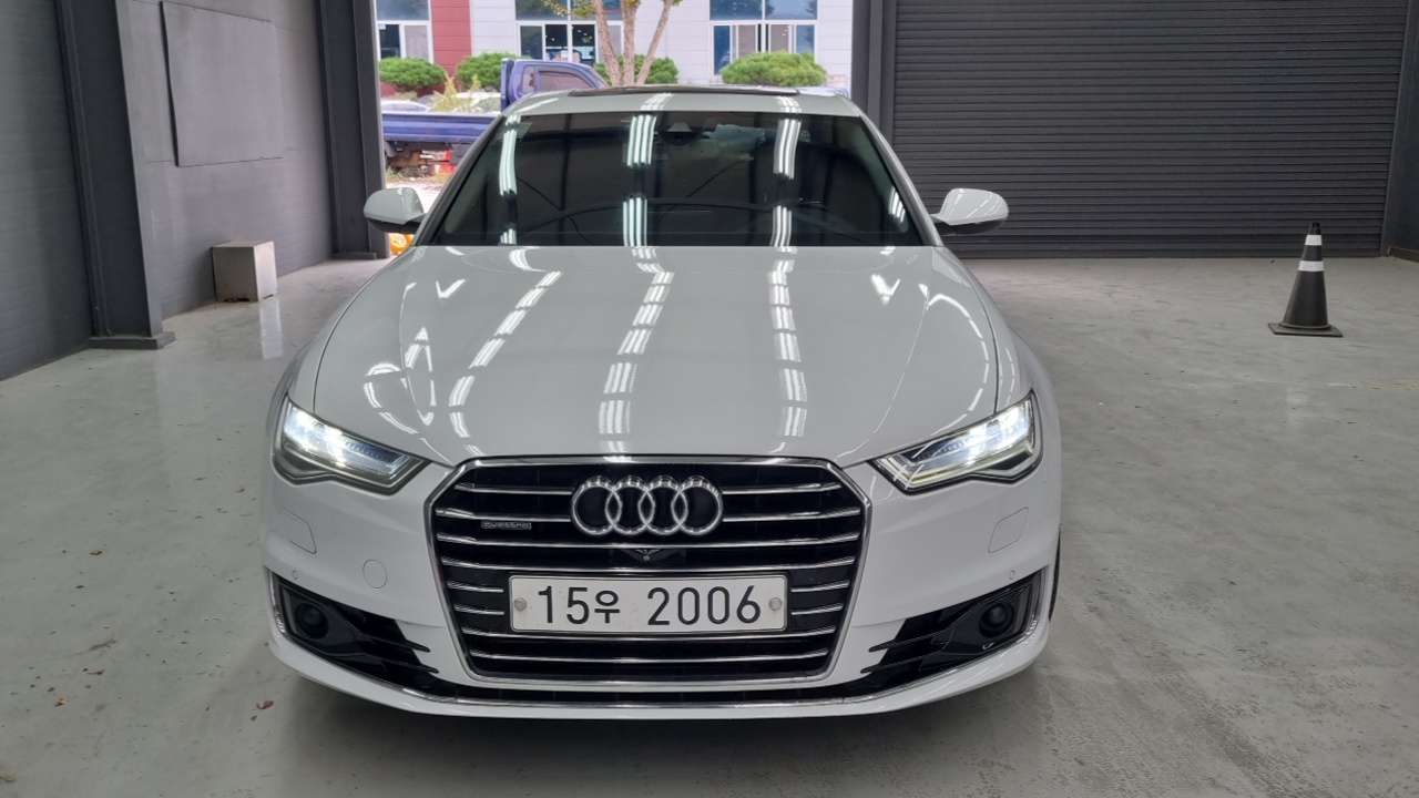 Audi A6 50 TDI Quattro Premium Tech & Design C7 2016 — фото 3