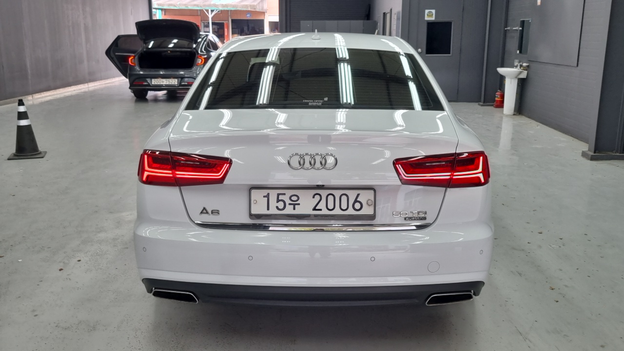 Audi A6 50 TDI Quattro Premium Tech & Design C7 2016 — фото 4