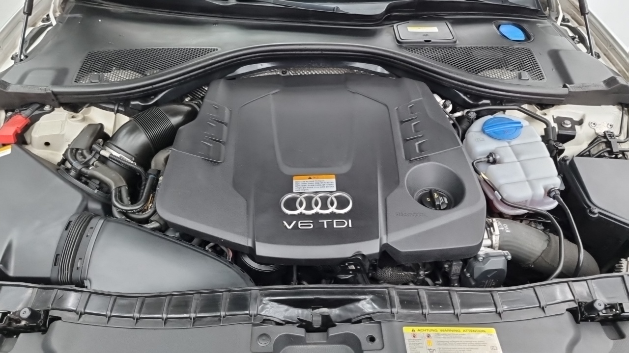 Audi A6 50 TDI Quattro Premium Tech & Design C7 2016 — фото 6