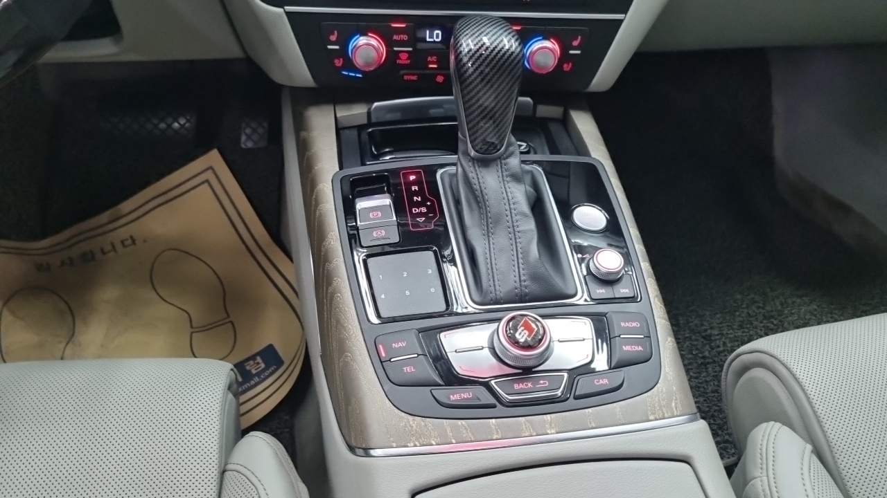 Audi A6 50 TDI Quattro Premium Tech & Design C7 2016 — фото 9