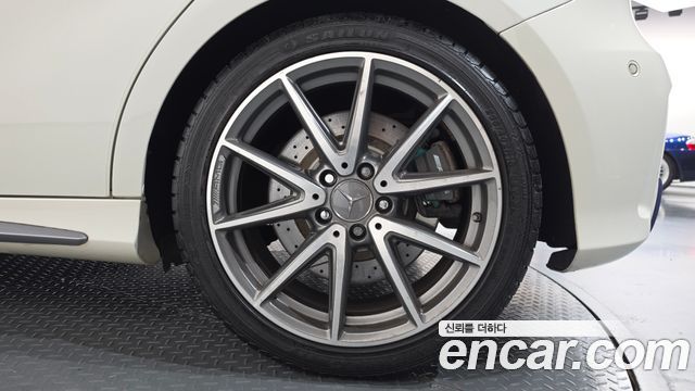 Mercedes-Benz A-Class (W176) A45 AMG 4MATIC 2018 — фото 21