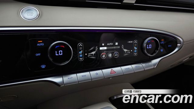 Genesis GV70 2.5T Gasoline AWD 2022 — фото 18