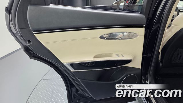 Genesis GV70 2.5T Gasoline AWD 2022 — фото 25