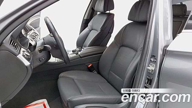 BMW 5 Series (F10) 520d xDrive Luxury Plus 2016 — фото 6