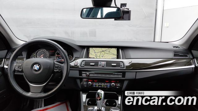 BMW 5 Series (F10) 520d xDrive Luxury Plus 2016 — фото 21