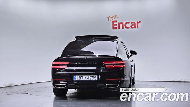 Genesis G80 (RG3) Gasoline 2.5 Turbo AWD 2022 — фото 4