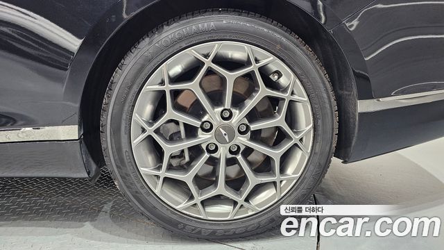 Genesis G80 (RG3) Gasoline 2.5 Turbo AWD 2022 — фото 21