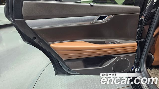 Genesis G80 (RG3) Gasoline 2.5 Turbo AWD 2022 — фото 25