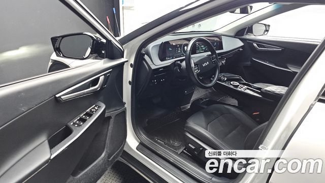 Kia EV6 Long Range Air 2022 — фото 10