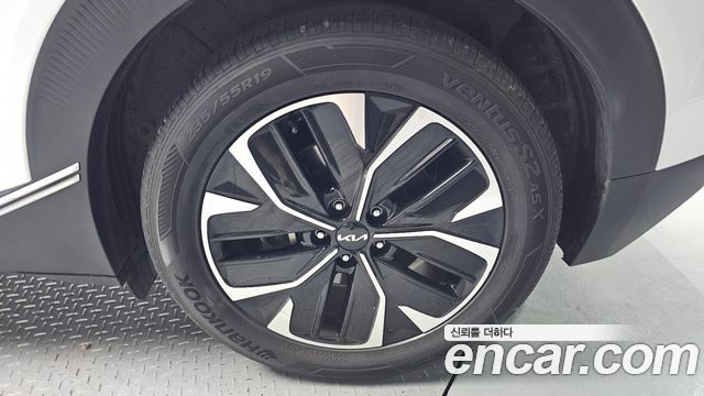Kia EV6 Long Range Air 2022 — фото 21
