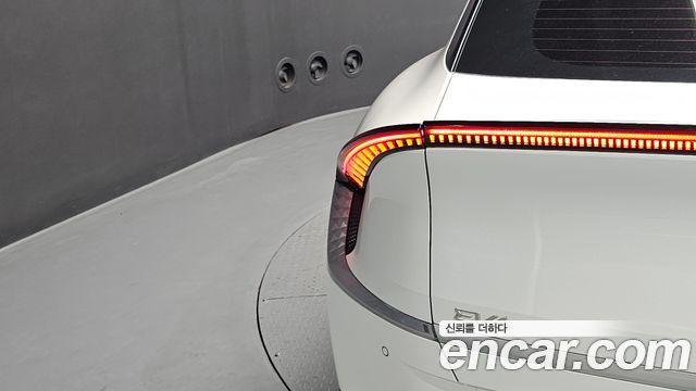 Kia EV6 Long Range Air 2022 — фото 23